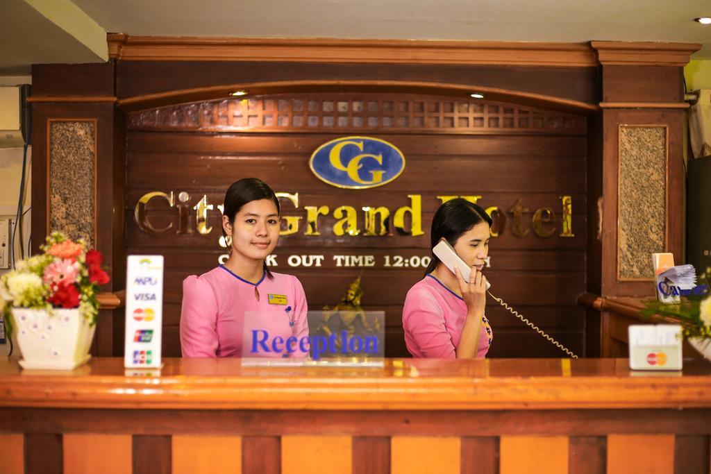 מנדלאי City Grand Hotel מראה חיצוני תמונה